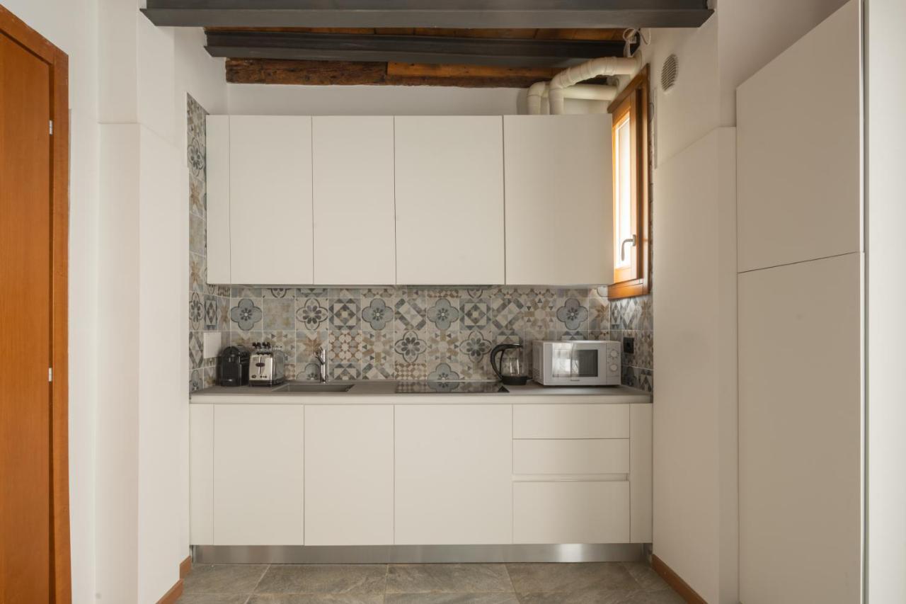 Castello Apartment With Garden R&R Венеция Экстерьер фото