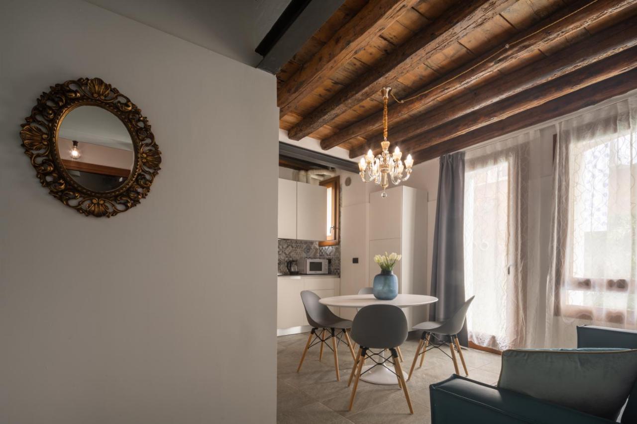 Castello Apartment With Garden R&R Венеция Экстерьер фото